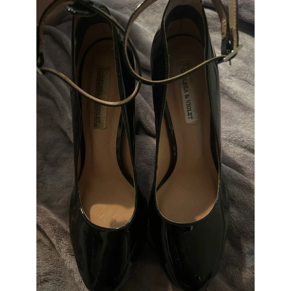 Chelsea &‎ Violet Black Patent Leather Platform Heels Ankle Strap Chunky Size 9
